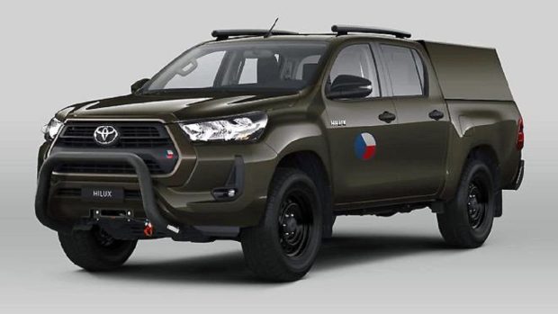 Ministerstvo obrany ve čtvrtek uzavřelo smlouvu s českou firmou Glomex MS na dodávku až 1200 terénních vozidel Toyota Hilux