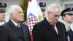 Odcházející prezident Václav Klaus a nastupující Miloš Zeman položili  v Lánech věnce k hrobu Tomáše Garrigua Masaryka