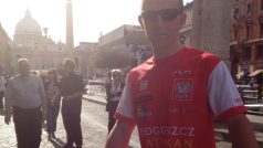 Polský cyklista-poutník Kacper Tadej