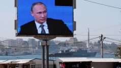 Televizní obrazovka v ulicích Sevastopolu (ilustrační foto)