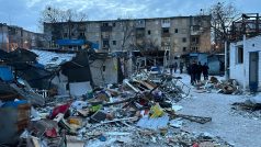Rusko rakety zasáhly tržnici a okolní domy