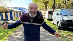 Ricardo Vidan (82let) uběhl 408 kilometrů. Teď ho čeká dvoudenní cesta autobusem domů