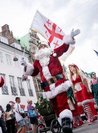 „Druhé Vánoce“ mají Santa Clausové v Kodani.