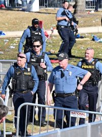 Policie zasahuje při střelbě na oslavách Super Bowlu v Kansas City