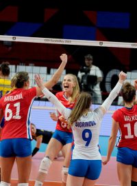 České volejbalistky v osmifinále zdolaly v pěti setech Ukrajinu a postoupily do čtvrtfinále mistrovství Evropy